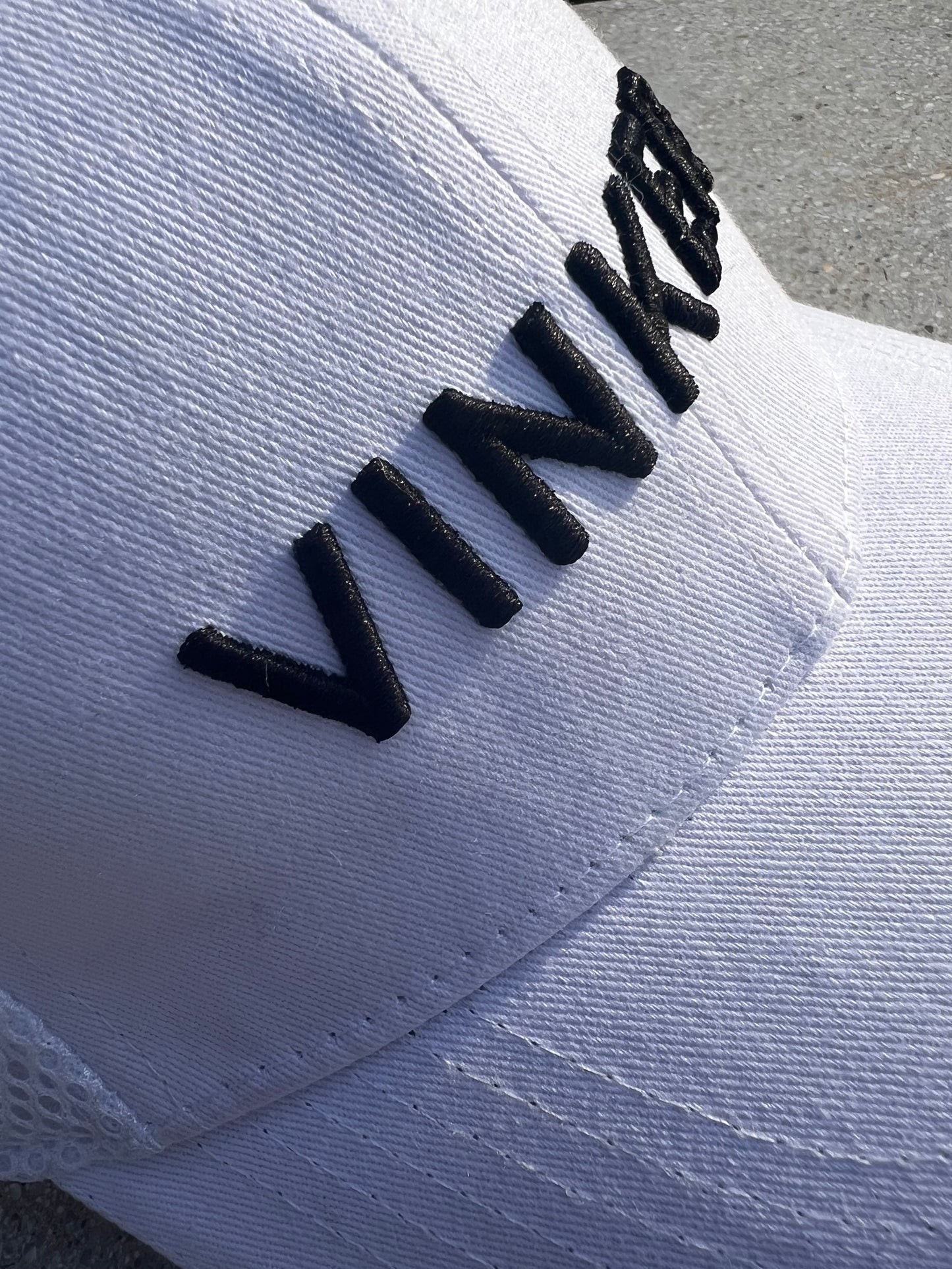 VINKER Classic White Cap