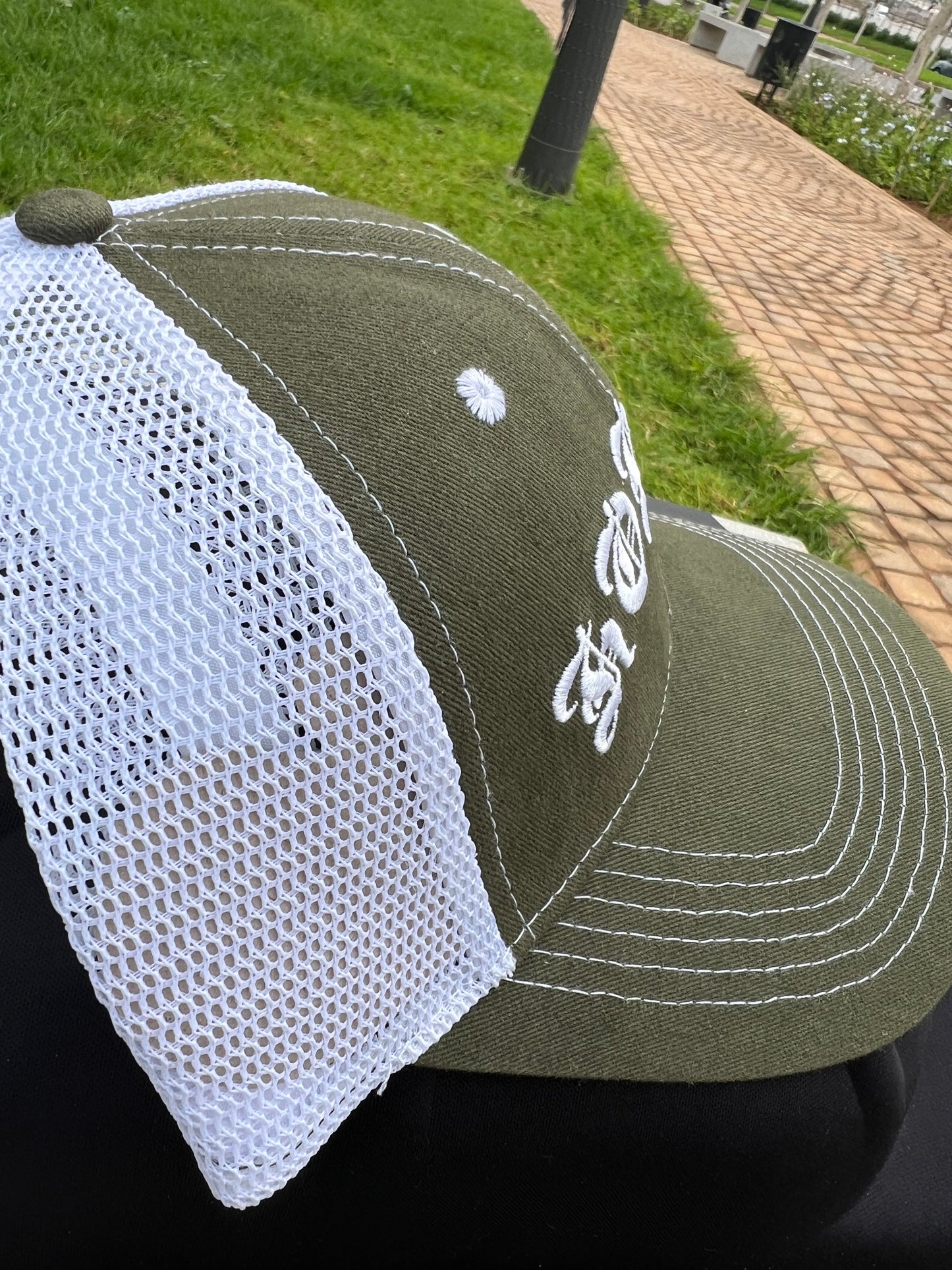 HOMME Gothic Trucker Cap