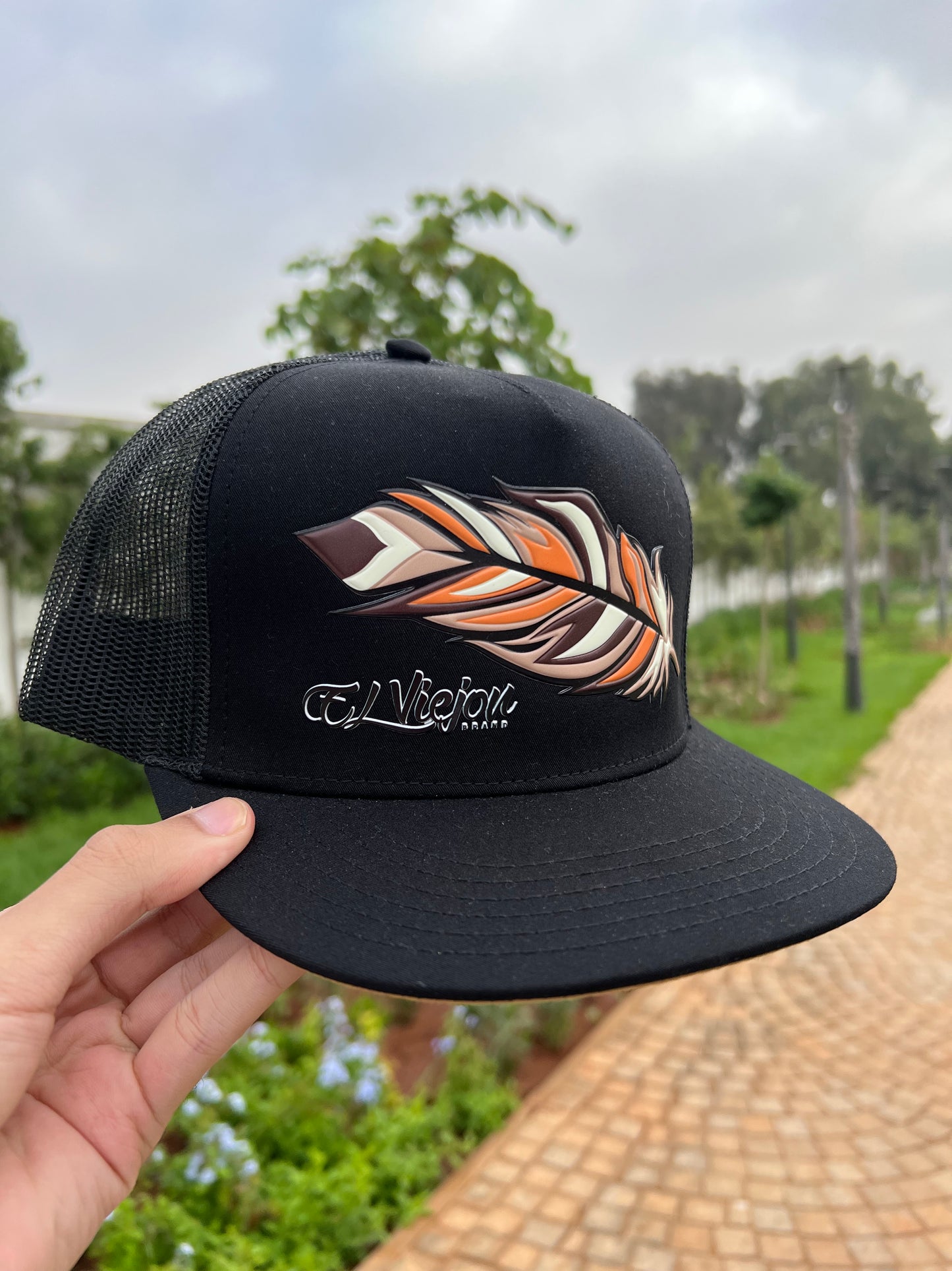 El Viejon Feather Flow Trucker Hat