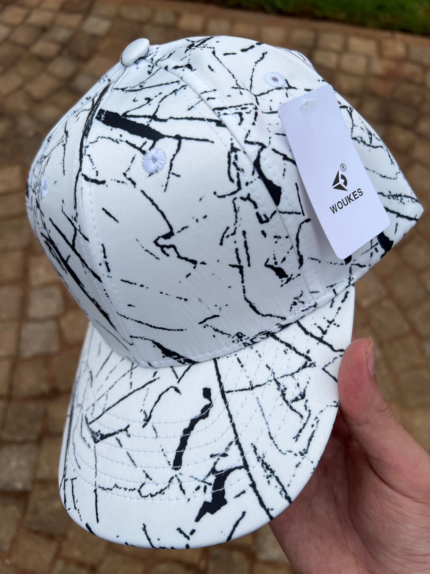 White Marble Pattern Cap