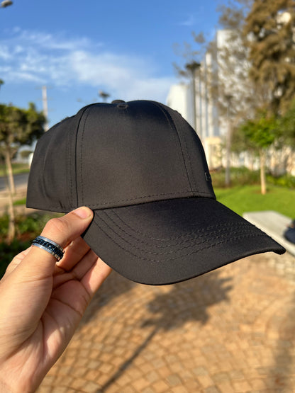 D-LUXE Minimal Black Cap